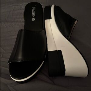 Black and White Women's Slide Sandals